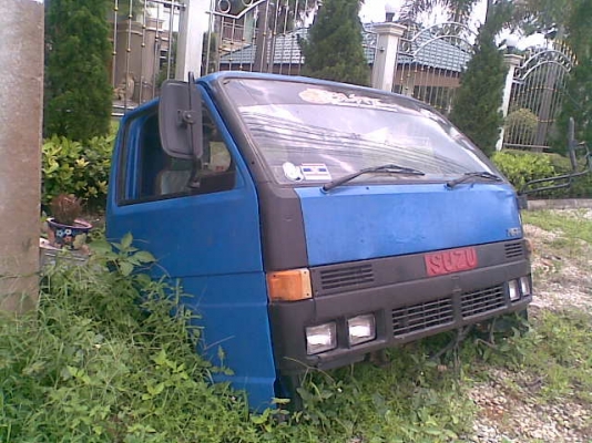 ขายหัวเก๋งอีซูซุ NPR รุ่นมีหูช้าง หัวเก่ายกลง อุปกรณ์ครบ ขายถูกๆ ขายหัวเก๋งอีซูซุ NPR รุ่นมีหูช้าง หัวเก่ายกลง อุปกรณ์ครบ ขายถูกๆ