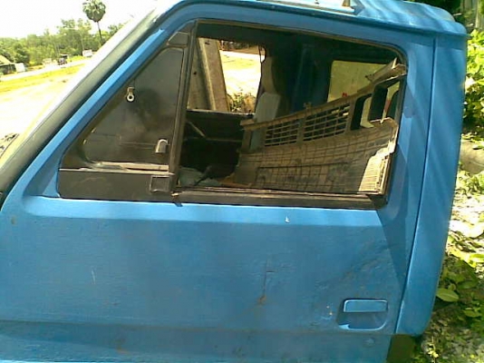 ขายหัวเก๋งอีซูซุ NPR รุ่นมีหูช้าง หัวเก่ายกลง อุปกรณ์ครบ ขายถูกๆ ขายหัวเก๋งอีซูซุ NPR รุ่นมีหูช้าง หัวเก่ายกลง อุปกรณ์ครบ ขายถูกๆ