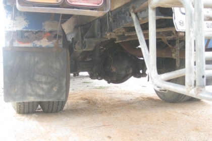 ขาย NKR 110 หกล้อโดยสาร ยาว 4.3 m จดปี 36 พร้อมใช้ โทร 088-4501277