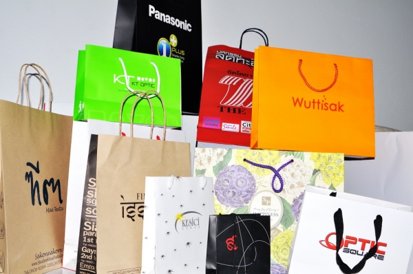 รับจัดทำ สื่อสิ่งพิมพ์ ถุงกระดาษ ถุงเก็บความเย็น ถุงกาแฟ และ inkjet ไวนิล ราคาเป็นกันเอง คุณภาพดี