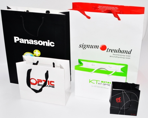 รับจัดทำ สื่อสิ่งพิมพ์ ถุงกระดาษ ถุงเก็บความเย็น ถุงกาแฟ และ inkjet ไวนิล ราคาเป็นกันเอง คุณภาพดี