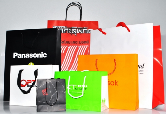 รับจัดทำ สื่อสิ่งพิมพ์ ถุงกระดาษ ถุงเก็บความเย็น ถุงกาแฟ และ inkjet ไวนิล ราคาเป็นกันเอง คุณภาพดี
