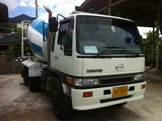 ขายรถโม่ ปูน. เครื่องซูโม่. เปลี่ยนหัวไฮเท็ค รถสวยมากครับพึ่งทำเสร็จ. เอกสารเล่มพร้อมโอนครับ 087-5266697