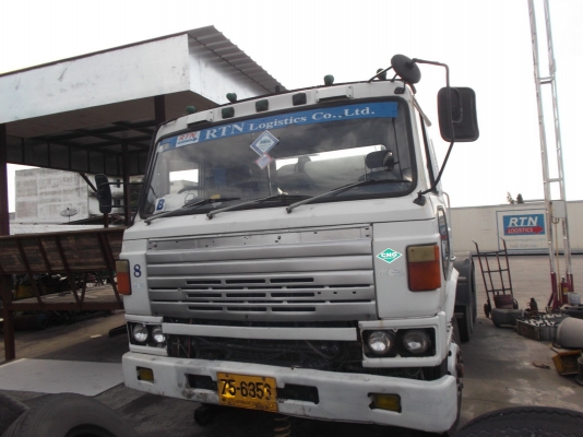 ต้องการขายรถ10ล้อหัวลาก  Nissan UD