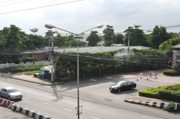 ขายด่วน ถูกที่สุด ที่ดิน 87 -0- 45 ไร่ ติดถนนรังสิต-นครนายก คลอง 7 ใกล้โลตัส เพียง 150 เมตร อยู่ในเขตชุมชน ขายด่วน ถูกที่สุด ที่ดิน 87 -0- 45 ไร่ ติดถนนรังสิต-นครนายก คลอง 7 ใกล้โลตัส เพียง 150 เมตร อยู่ในเขตชุมชน