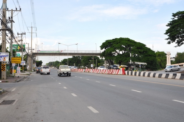 ขายด่วน ถูกที่สุด ที่ดิน 87 -0- 45 ไร่ ติดถนนรังสิต-นครนายก คลอง 7 ใกล้โลตัส เพียง 150 เมตร อยู่ในเขตชุมชน ขายด่วน ถูกที่สุด ที่ดิน 87 -0- 45 ไร่ ติดถนนรังสิต-นครนายก คลอง 7 ใกล้โลตัส เพียง 150 เมตร อยู่ในเขตชุมชน