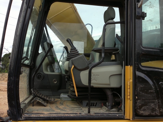 ขายCAD320D เครื่องคอมมอลเรล4สูบ