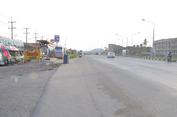 ขายที่ดินบนเนินเขาเห็นวิวตัวเมืองบ่อวินทั้งเมือง เนื้อที่ 36-02-96 ไร่