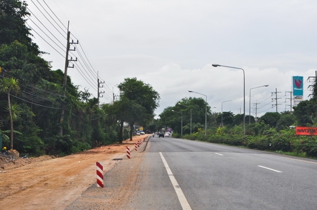 ขายที่ดินบนเนินเขาเนื้ออที่ 12-1-14 ไร่ ลาดลงสู่ชายทะเล และชายหาดส่วนตัว ใกล้ตัวเมืองศรีราชา จ.ชลบุรี ขายที่ดินบนเนินเขาเนื้ออที่ 12-1-14 ไร่ ลาดลงสู่ชายทะเล และชายหาดส่วนตัว ใกล้ตัวเมืองศรีราชา จ.ชลบุรี