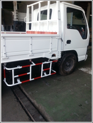 ขายรถยต์บรรทุก 4 ล้อ แก๊ส 100\% ISUZU ขายรถยต์บรรทุก 4 ล้อ แก๊ส 100\% ISUZU