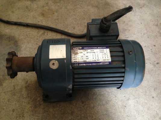 ขายมอเตอร์เกียร์ 1/4 HP. อัตราทด 1:120 สภาพสวย พร้อมใช้งาน