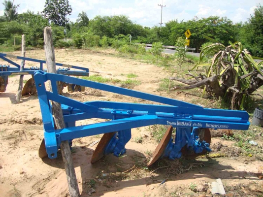 ผานสามรถไถฟอรด์  ขายด่วน