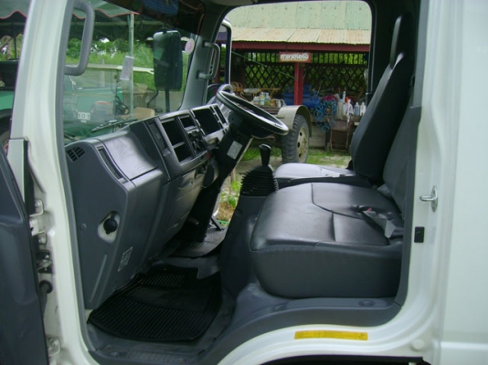 2010 ISUZU NLR 130 มือหนึ่งออกห้าง 59000กม.