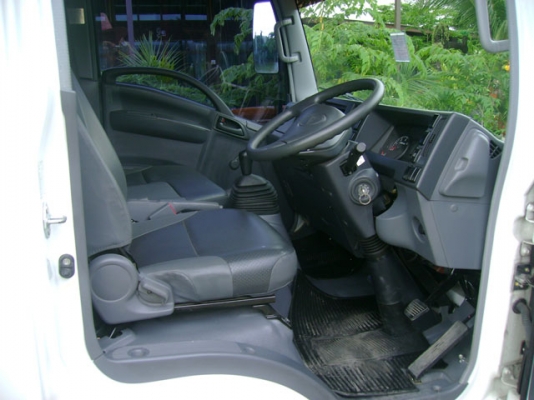 2010 ISUZU NLR 130 มือหนึ่งออกห้าง 59000กม.