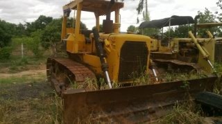 Catterpillar D6C เกียร์ตัด เครื่องผาบาง ช่วงล่างดี พร้อมใช้ Catterpillar D6C เกียร์ตัด เครื่องผาบาง ช่วงล่างดี พร้อมใช้
