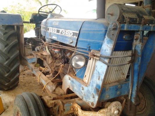 **(เพิ่มรูป)ขายรถไถ1เพลาFORD6600 T3 ตัวเต็ม ปั๊มเหลี่ยม เครื่องดีติดง่าย แรงดี แขนดีมีปะนิดหน่อย พร้อมอุปกร์ 3 ชิ้น ใบดัน ผาน3,ผาน5 CMT สภาพดี ยางดี4เส้น หลังคามีให้แต่ผ้าใบหลังคาขาด PTO ใช้งานได้ปกติ เอกสารเล่มทะเบียน สีพอใช้ เจ้าของซ่อมถึงดูแลดีตลอดครับ