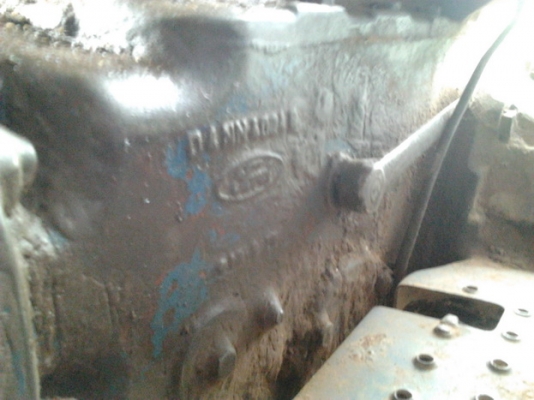 **(เพิ่มรูป)ขายรถไถ1เพลาFORD6600 T3 ตัวเต็ม ปั๊มเหลี่ยม เครื่องดีติดง่าย แรงดี แขนดีมีปะนิดหน่อย พร้อมอุปกร์ 3 ชิ้น ใบดัน ผาน3,ผาน5 CMT สภาพดี ยางดี4เส้น หลังคามีให้แต่ผ้าใบหลังคาขาด PTO ใช้งานได้ปกติ เอกสารเล่มทะเบียน สีพอใช้ เจ้าของซ่อมถึงดูแลดีตลอดครับ