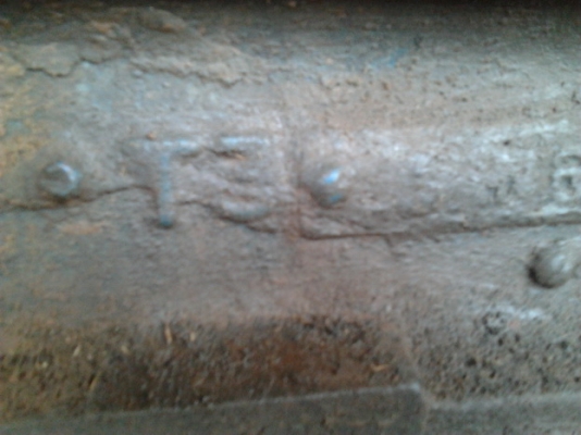 **(เพิ่มรูป)ขายรถไถ1เพลาFORD6600 T3 ตัวเต็ม ปั๊มเหลี่ยม เครื่องดีติดง่าย แรงดี แขนดีมีปะนิดหน่อย พร้อมอุปกร์ 3 ชิ้น ใบดัน ผาน3,ผาน5 CMT สภาพดี ยางดี4เส้น หลังคามีให้แต่ผ้าใบหลังคาขาด PTO ใช้งานได้ปกติ เอกสารเล่มทะเบียน สีพอใช้ เจ้าของซ่อมถึงดูแลดีตลอดครับ