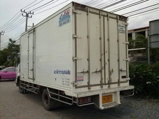 ขาย 6 ล้อ ISUZU NPR 150 แรงม้า ตู้เย็น 5.50 เมตร ขาย 6 ล้อ ISUZU NPR 150 แรงม้า ตู้เย็น 5.50 เมตร