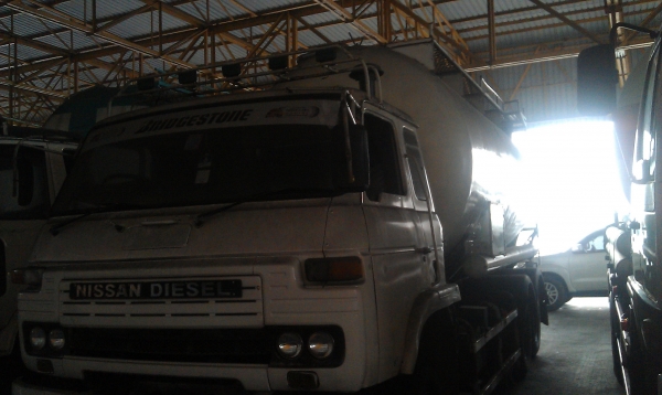 ขายรถ10ล้อเพลาเดียวเครื่อง175แรง