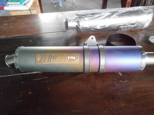 ท่อไททาเนียมฟูล  ใส่cb400ปี93-98