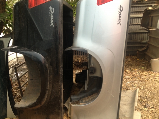 ขายกะบะถอดดีแม็กซ พร้อมอุปกรณ์ ปี 10