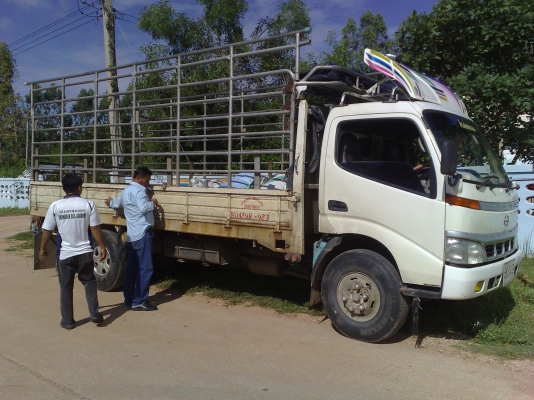 ขายรถ 6 ล้อ HINO ดุโท่ 135 แรงปี่ 49 เดิมๆทั้งคันเครื่องดีคัสซีสวย