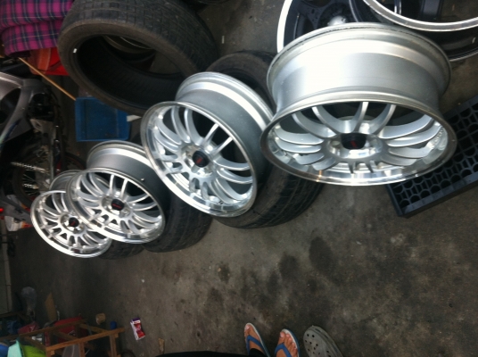 RE30ขอบ17 4รู  ใส่ได้3เดือนเบื่อ. ขาย 9500