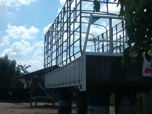 ขายกะบะพร้อมคอกเหล็ก ยาว 7.20 เมตร ถอดจาก DECA 195 ขายกะบะพร้อมคอกเหล็ก ยาว 7.20 เมตร ถอดจาก DECA 195