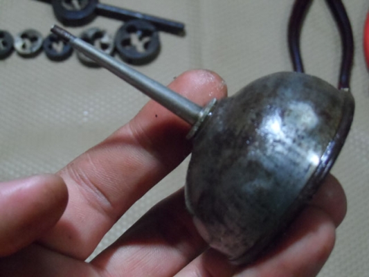 กาหยอดน้ำมัน เก่า