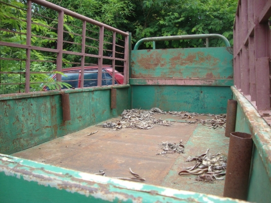 อีแต๋น 4 ล้อกลาง โครงเหล็กอย่างดี เครื่องยันมาร์ 105L มีเกียร์ไฮ-โลว์ พร้อมใช้