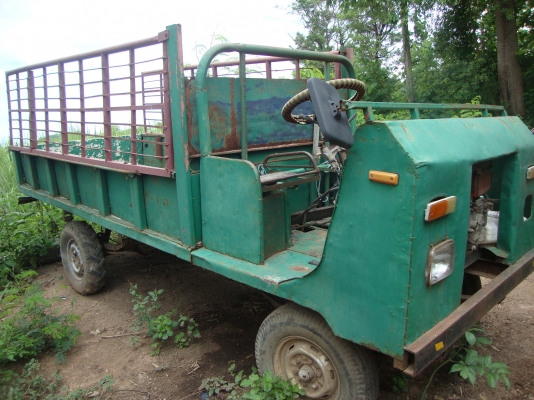 อีแต๋น 4 ล้อกลาง โครงเหล็กอย่างดี เครื่องยันมาร์ 105L มีเกียร์ไฮ-โลว์ พร้อมใช้