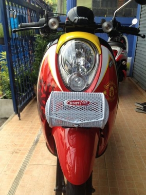 HONDA SCOOPY IลายMANCHESTER UNITEDสวยๆเดิมๆทุกจุด