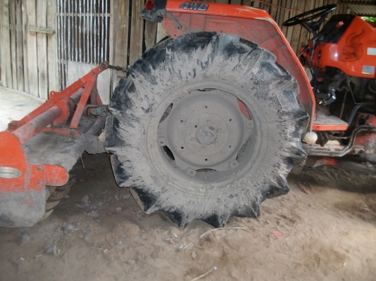 ขายด่วนรถไถคูโบต้าL4508 พร้อมอุปกรณ 3 รายการ พร้อมดันหน้า โรตารึ ผาน 6 ทุกอย่างตราช้าง รถสภาพพร้อมใช ขายด่วนรถไถคูโบต้าL4508 พร้อมอุปกรณ 3 รายการ พร้อมดันหน้า โรตารึ ผาน 6 ทุกอย่างตราช้าง รถสภาพพร้อมใช