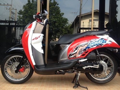 HONDA SCOOPY IลายACTTIVE BOY รถปี2012วิ่ง3xxxโลสวยไร้ที่ติ