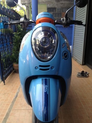 HONDA SCOOPY Iรุ่นS12ตัวท็อปโฉมปัจจุบันสภาพป้ายแดงรถ9เดือน