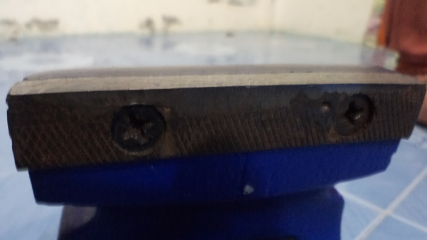 ปากกา RECORD No. 3 และ ประแจเลื่อน BAHCO 12" ปากกา RECORD No. 3 และ ประแจเลื่อน BAHCO 12"