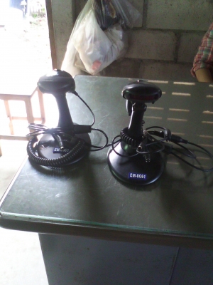 ตัวยิงบาร์โค้ด พร้อมแท่นว่าง พร้อมใช่(มีสองตัว)