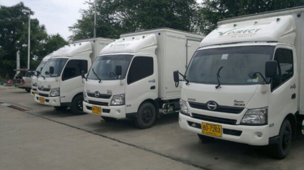 ขายรถ 6 ล้อ HINO 150 แรง ตู้ทึบ