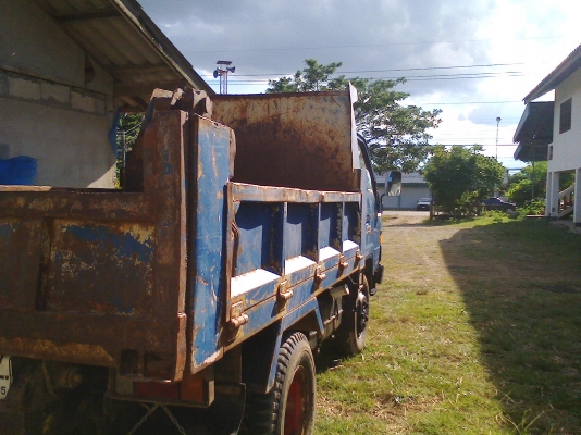 ขายยกทีมรถดั๊ม3คันมีBU101ปี40มี2คันBU61ปี38อีก1คันเป็รถห้างแท้ ขายยกทีมรถดั๊ม3คันมีBU101ปี40มี2คันBU61ปี38อีก1คันเป็รถห้างแท้