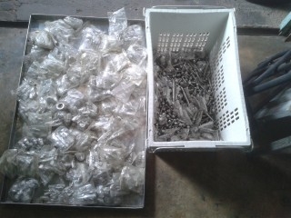 ขายเหมา-น็อตกลึงแต่งมอไซค์2000กว่าตัว70กว่าโล