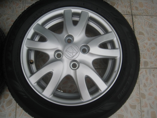 ขายล้อแม็ก Honda brio 14"x5" 4 รู100 et50+ ยางปี 12 (081-3747940)