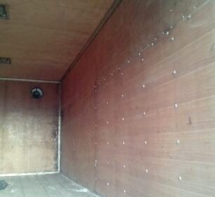 Hino ตู้แห้งยาว 5,5 เมตร ประตู 3 บาน ถอดลงจาก Km779