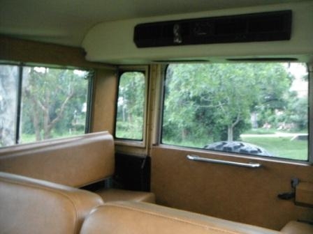 Land Rover Sr.3 เดิม ๆ สภาพสวยกริบ โฟร์วีล ทะเบียนพร้อม Land Rover Sr.3 เดิม ๆ สภาพสวยกริบ โฟร์วีล ทะเบียนพร้อม