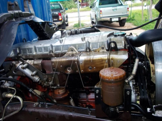 ขาย 6 ล้อใหญ่ FTR อีซุ DECA 195 แรง / ปี 2548 / ตู้แห้ง 10 บาน ( สภาพพร้อมใช้ )