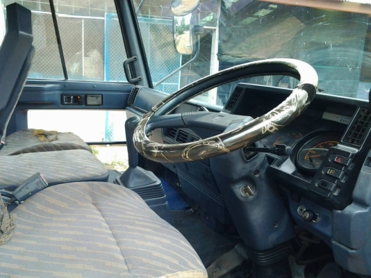 รถปั้มปูน