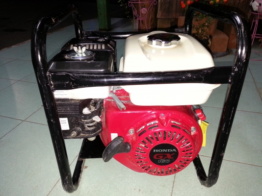 ขายเครื่องยนต์เบนซิล4จังหวะอเนกประสงค์ขนาด163 CC ยี่ห้อHONDAรุ่นGX160
