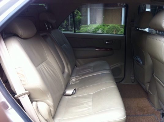 ขาย Toyota Fortuner ปี2010 เกียร์ออโต้