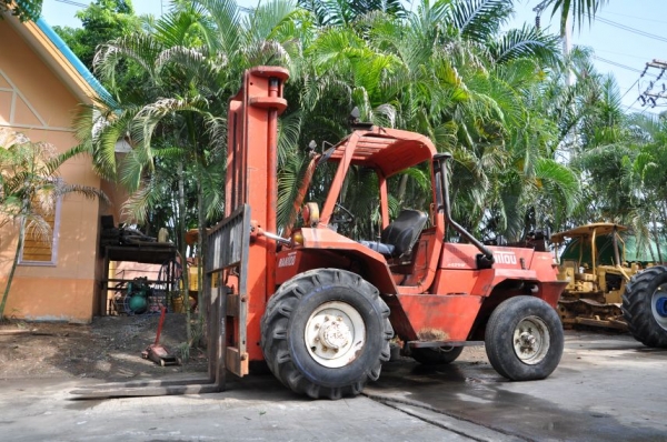 ขาย FORKLIFT MANITOU 5ตัน เกียร์ออโต้ นำเข้าญี่ปุ่นไม่เคยใช้งานในไทย ขาย 285,000 บาท