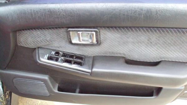 ขายด่วนBLUEBIRDเครื่องsr20แน่นๆช่างล่างแน่นติดแก๊ส+น้ำมันแอร์เย็นชุดแต่งรอบคันรถสวยพร้อมใช้ต่อรองได้